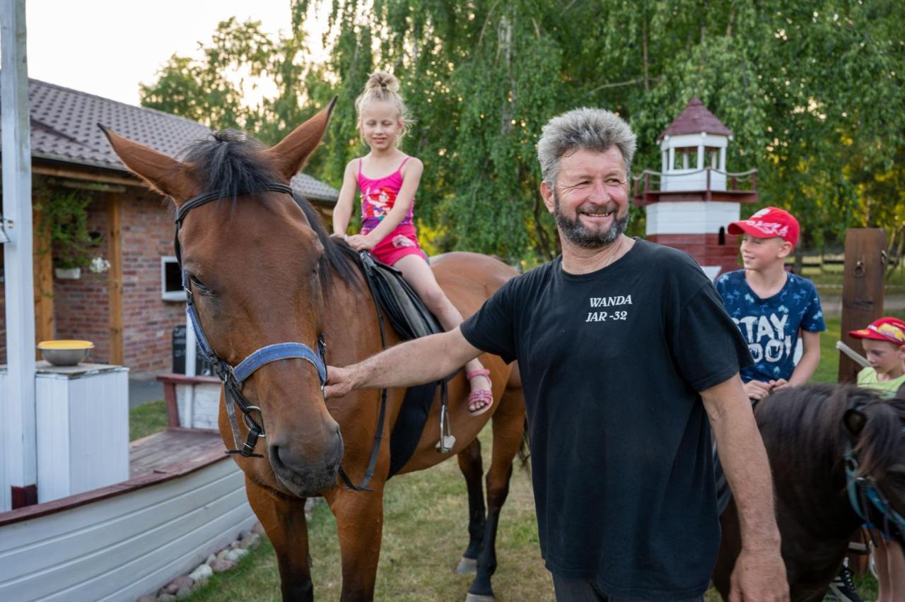 Domki Letniskowe I Pokoje Savana Nad Morzem Jarosławiec Exteriér fotografie