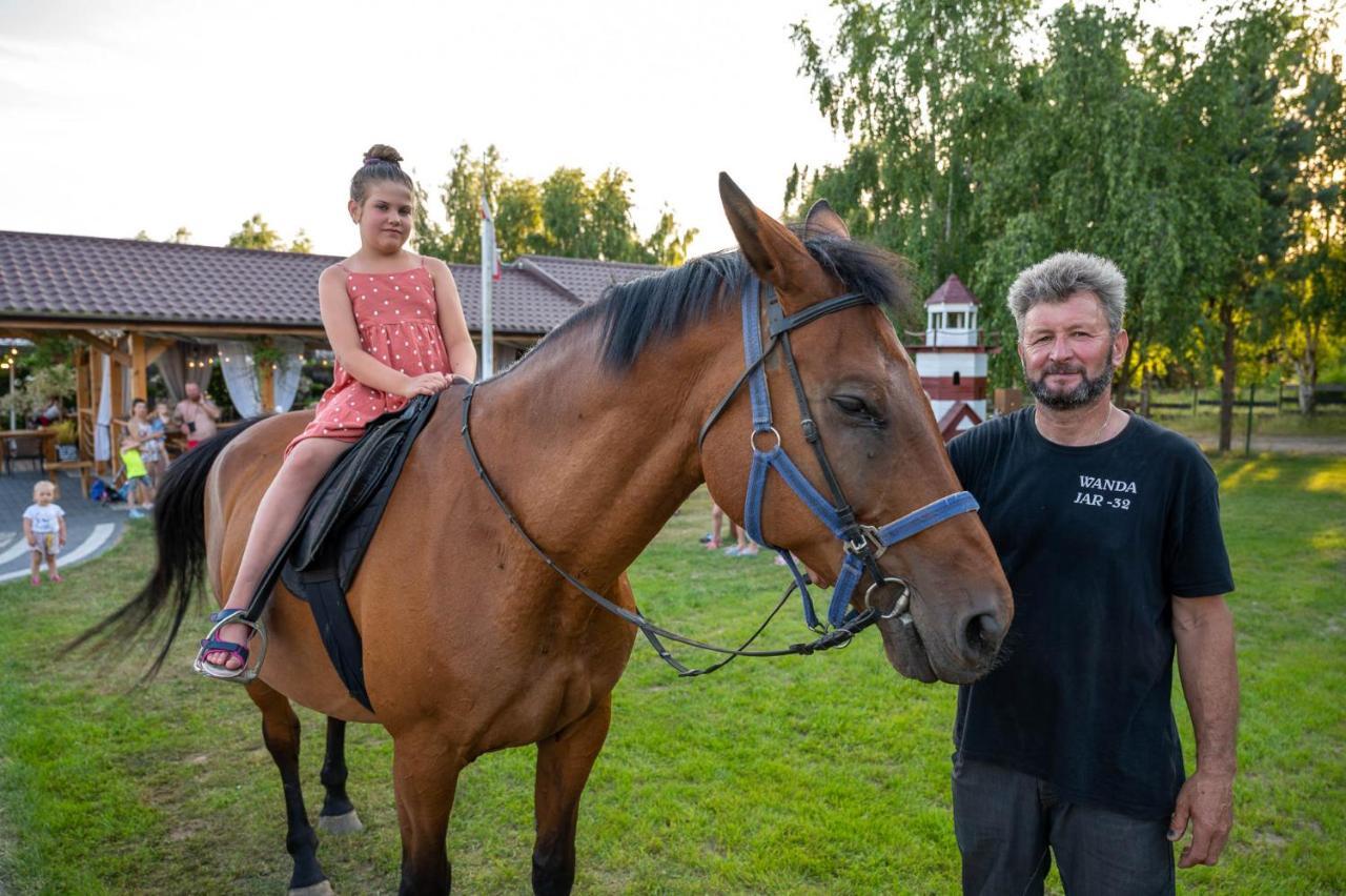 Domki Letniskowe I Pokoje Savana Nad Morzem Jarosławiec Exteriér fotografie